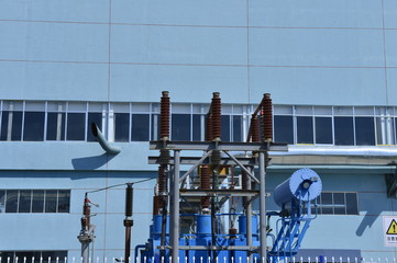 The power distribution box