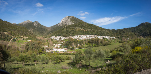 Fototapeta na wymiar Benamahoma, Spain, a publo blanco (white village) near El Bosque, Spain