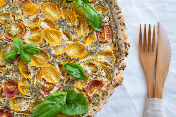 Tomaten Basilikum Quiche