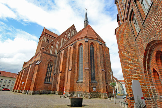 Perleberg; Gotische St. Jacobikirche (13. Jh., Brandenburg)