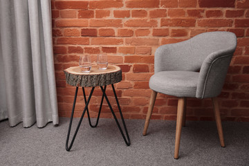 Tree Stump side table with hairpin legs design in modern room