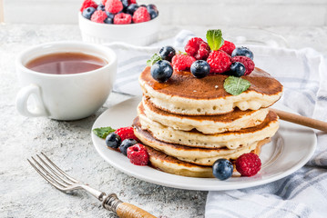 American pancakes with fresh berries