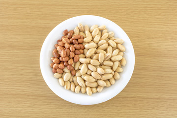 沢山のピーナッツ