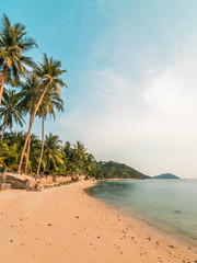 Playa secreta en una comunidad de pescadores, Koh Samet, Tailandia