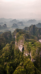 El mundo de avatar en el sur de Tailandia, Krabi.