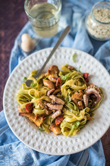 Tagliatelle ai finferli e moscardini