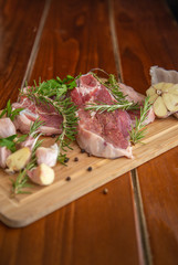 Gigot d'agneau ail et herbes