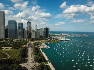 Naklejka premium Aerial Chicago bay buildings bridge 