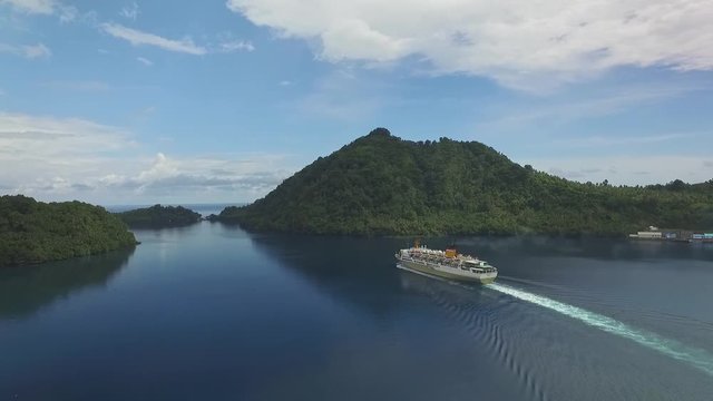 Drone shot of Pelni ship leaving Banda islands
