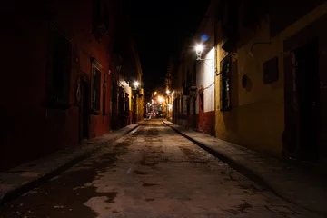 Foto auf Alu-Dibond Straße in der Nacht in San Miguel © J A Nicoli