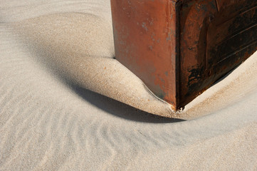rust sand old refrigerator beach 2