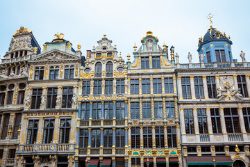 Fototapeta na wymiar Historical guild houses of the Grand Place in Brussels