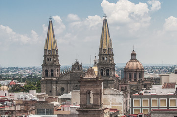 Fototapeta na wymiar Cathedral in historic center, Guadalajara Jalisco. MEXICO