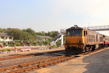 Fototapeta premium Bang Pa-In, THAILAND - JANUARY 29, 2017: Take a train to trip