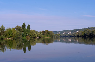 Fototapeta na wymiar Seine river and hills of the Vexin regional nature park