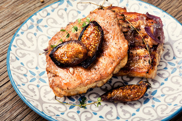 Meat steak with fig and thyme