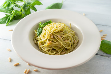 Spaghetti al pesto, Mediterranean food