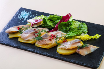 Herring with potao