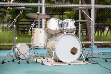 gold drum set