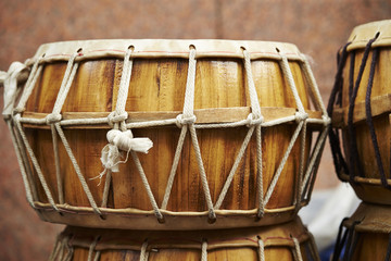 Obraz na płótnie Canvas drum and drumsticks 