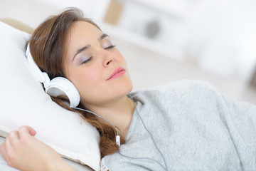 sleeping while listening to a music