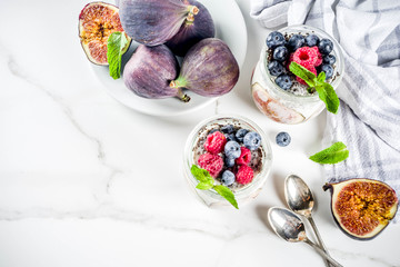 Healthy figs and chia dessert