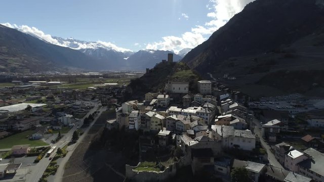 Saillon back traveling wide- Aerial 4K