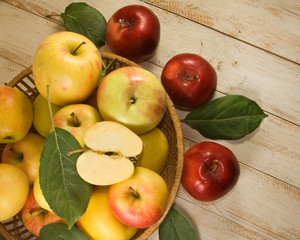 image of many ripe apples on table