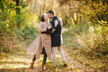 Fototapeta premium couple in the park