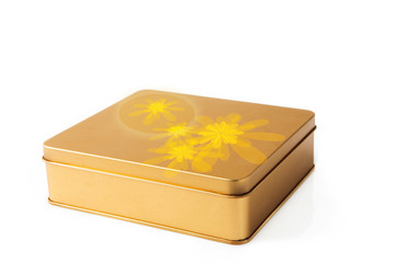 Mid-Autumn Festival family reunion, enjoy the moon drinking tea to eat moon cakes, golden gift box on the white background