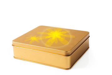 Mid-Autumn Festival family reunion, enjoy the moon drinking tea to eat moon cakes, golden gift box on the white background