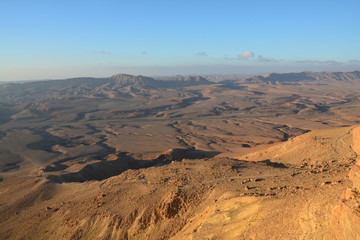 Fototapeta na wymiar Cratère de Mitzpe Ramon Israël - Mitzpe Ramon Crater Israel