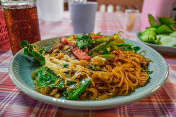 Stir Fried Noodle With Pork, Vegetable and Dark Soy Sauce (Thai Food : People Call Pad See Ew)