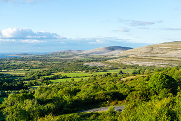 Fototapeta na wymiar Burren Landschaft in Irland