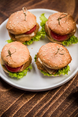 Mini chicken burgers, pub bar food
