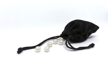 Fake pearls bag