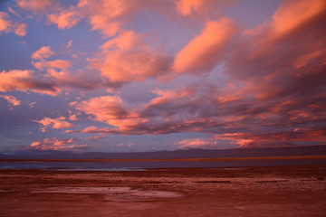 Naklejka na ściany i meble Laguna Tebenquiche Atacama Chile - Tebenquiche Lagoon Atacama Chile