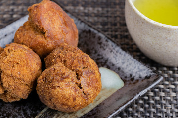 サーターアンダギー　沖縄のお菓子