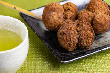 サーターアンダギー　沖縄のお菓子