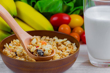 フルーツグラノーラ　ダイエット　朝食イメージ