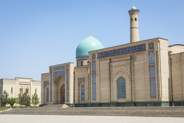 Fototapeta na wymiar Barak Khan madrasah. Hast Imam Square (Hazrati Imam) is a religious center of Tashkent.