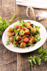 potato with tomato and olive