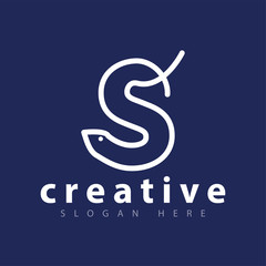 Fototapeta premium Line Letter S Snake Logo vector template