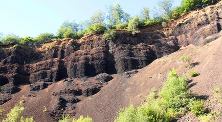 ancienne carrière de pouzzolane dans les volcans d'Auvergne