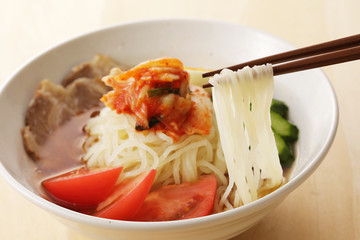 冷麺　Cold noodle
