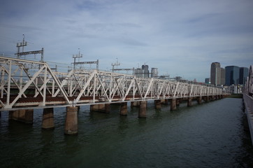 大阪への鉄道橋