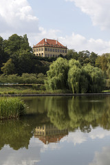 Obraz premium Chateau - the governors Summerhouse - in the largest Park in Prague – Stromovka - the Royal Tree-tree, Czech Republic
