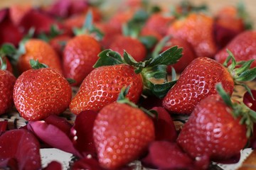 Strawberry red delicious fresh with green leaves
