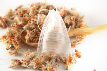 почки сосны трава лечебная напиток чайный травяной  © Anna81