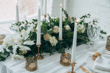 wedding decor, flowers, black and gold decor, candles
